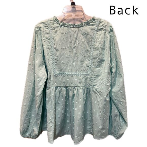 NWT Torrid Light Blue Eyelet Clip Dot Long Sleeve Cotton Top Blouse 2X - Picture 5 of 8